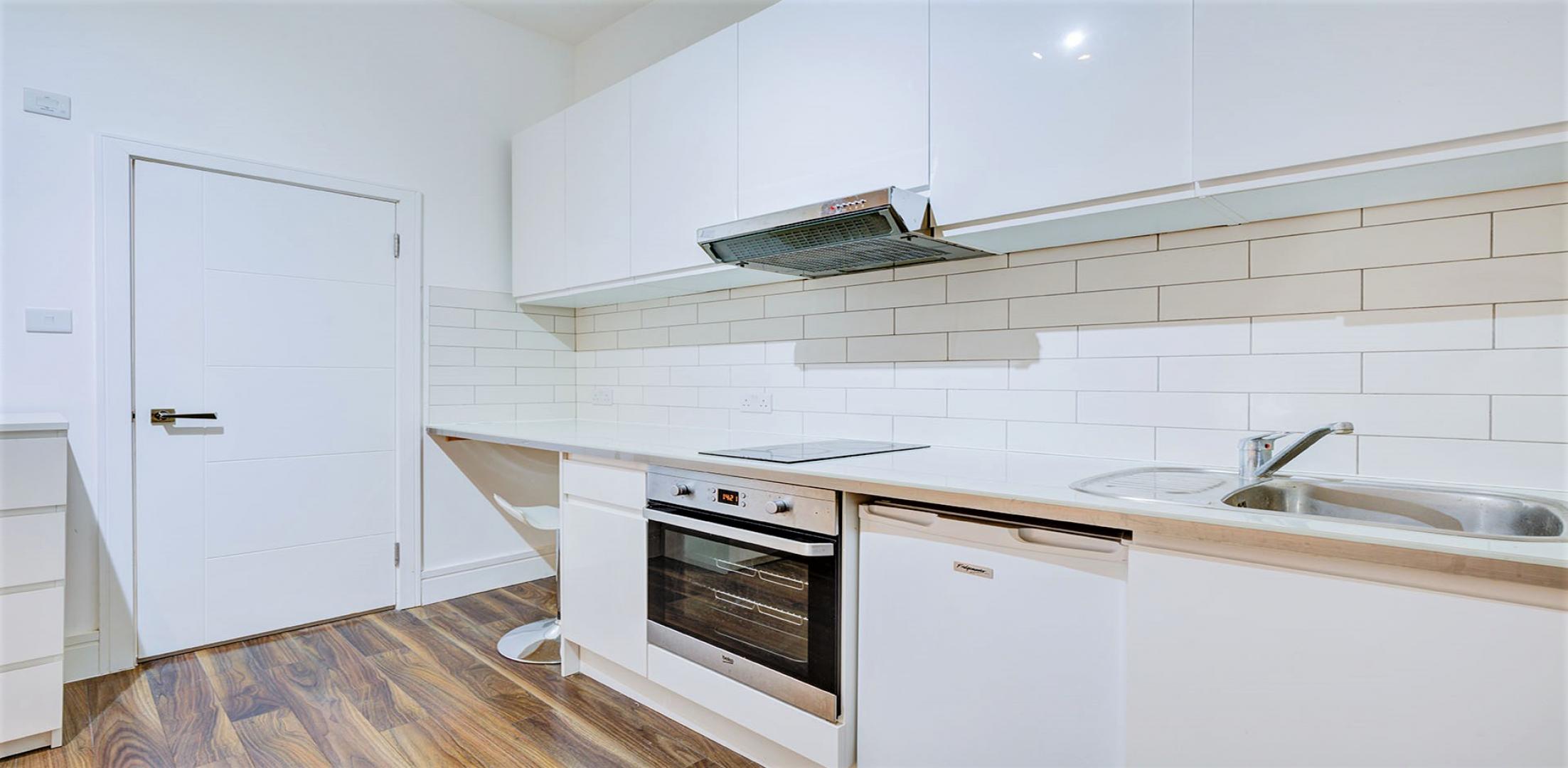 			Studio Apartment, 1 bath, 1 reception Studio			 Kingsgate Road, WEST HAMPSTEAD